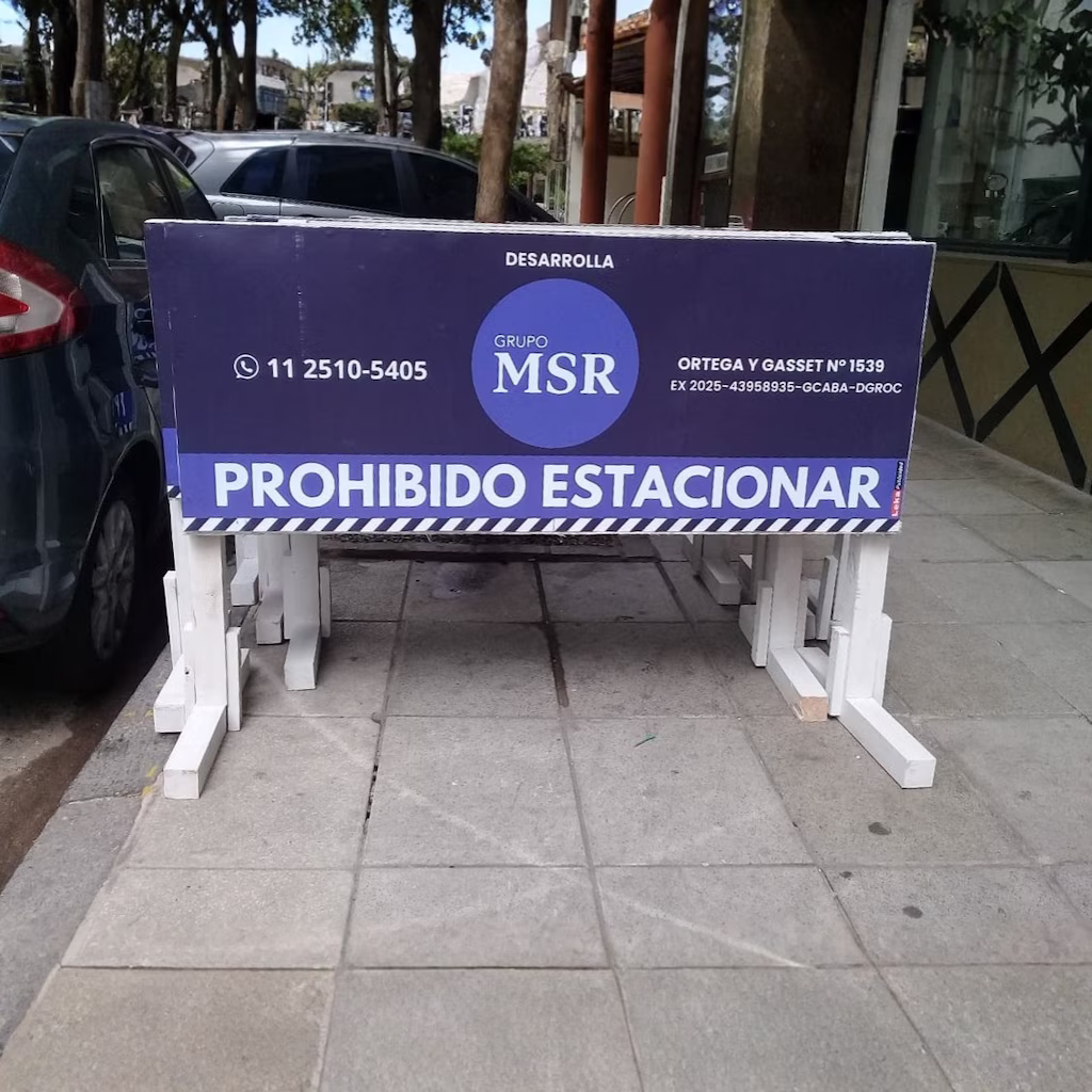 Caballete Prohibido Estacionar